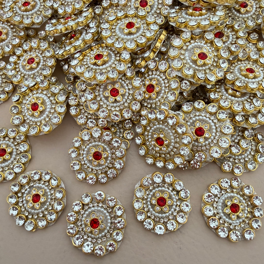 Red & Pearl Rhinestone Floral Patches – Gold Embellished Appliqué (Pack of 10)