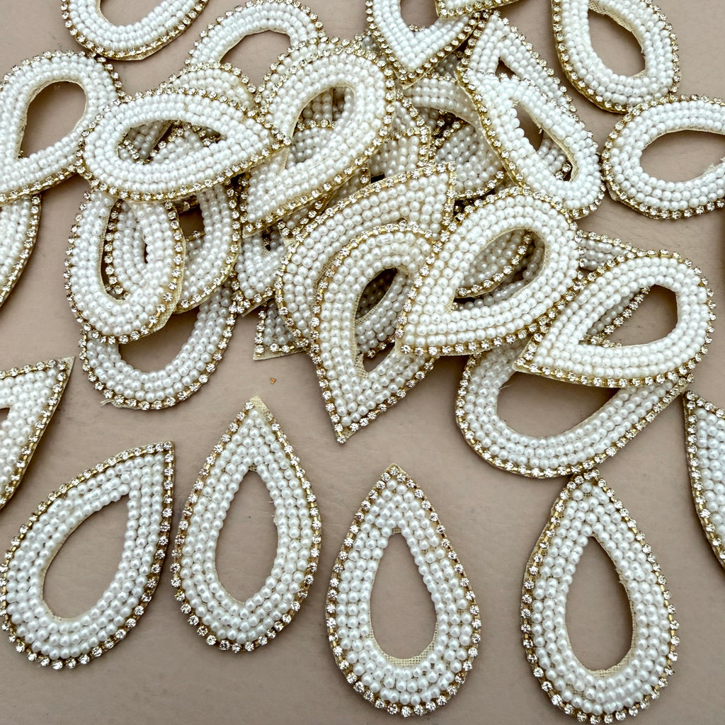 Elegant Pearl & Rhinestone Teardrop Outlines Handcrafted White Bead Appliques - Pack of 10