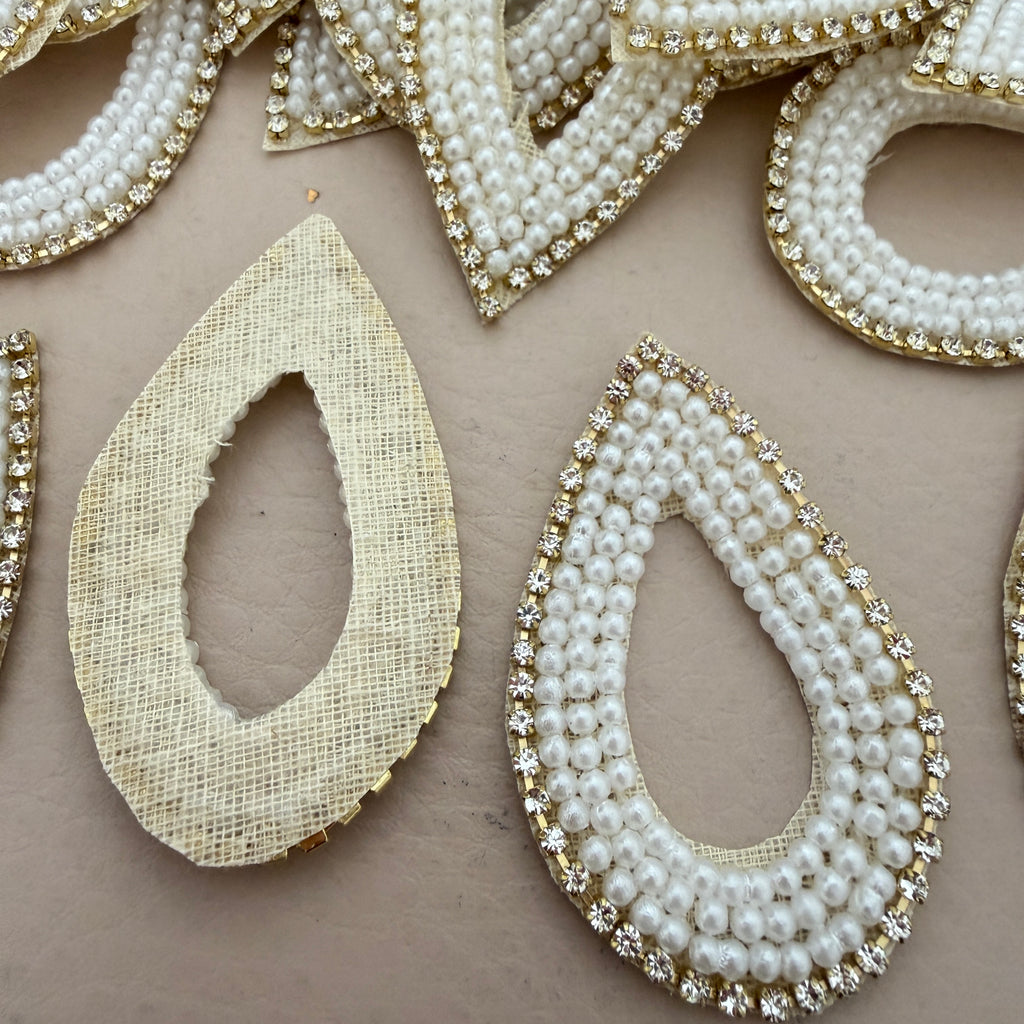 Elegant Pearl & Rhinestone Teardrop Outlines Handcrafted White Bead Appliques - Pack of 10