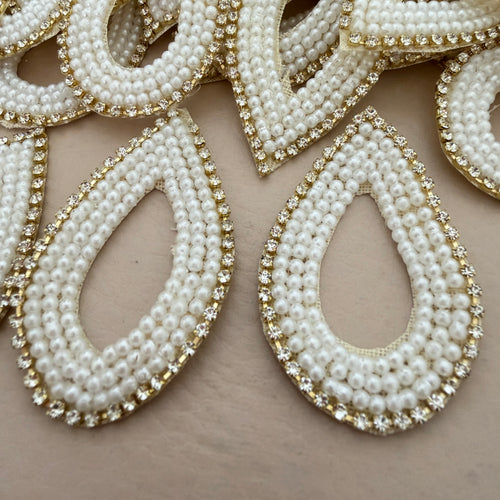 Elegant Pearl & Rhinestone Teardrop Outlines Handcrafted White Bead Appliques - Pack of 10