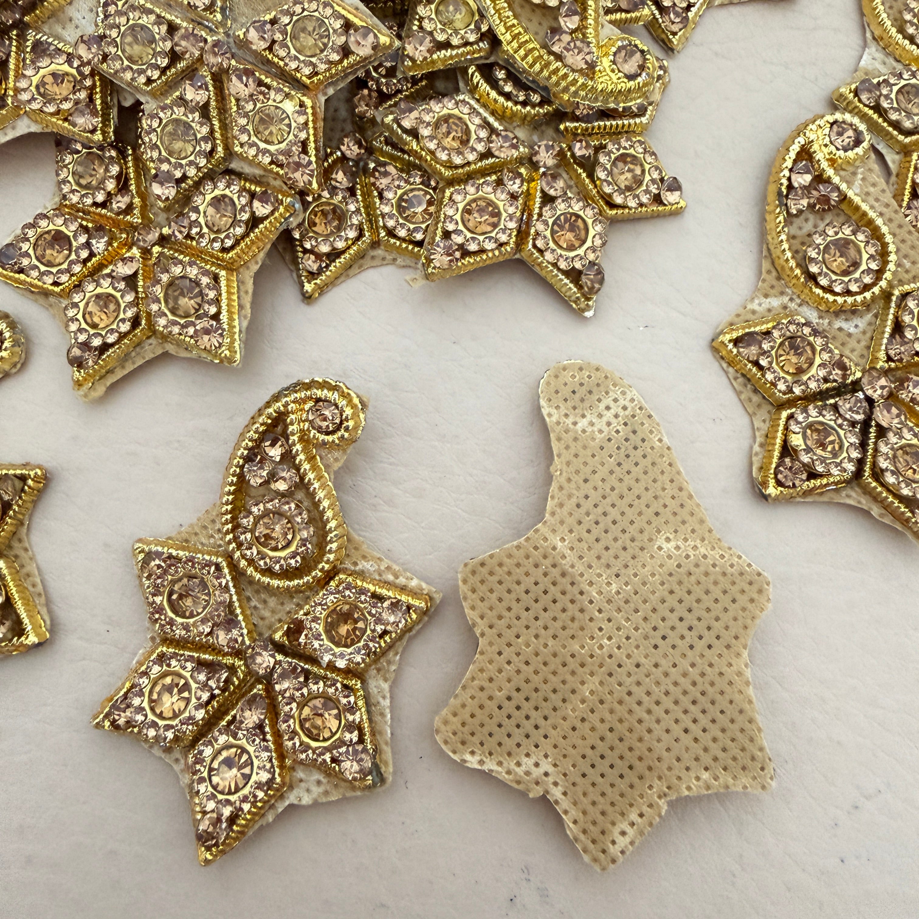 Gold Paisley Star Patches 5.5cm Handcrafted Rhinestone Appliques - 10 Pcs