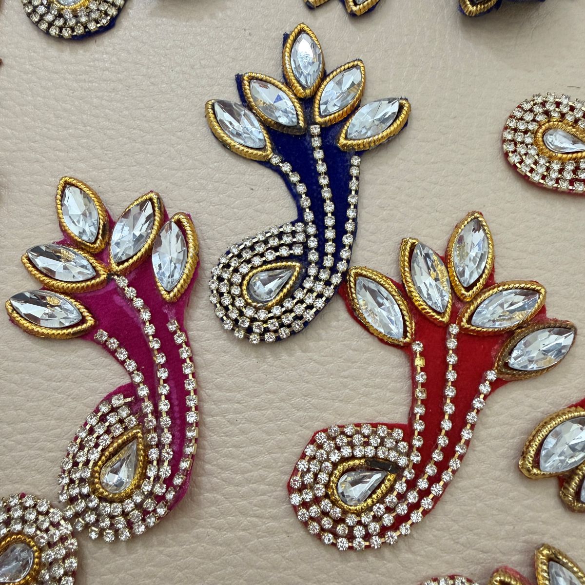 Rhinestone Kundan Paisley Patch – Crystal & Gold Embellished