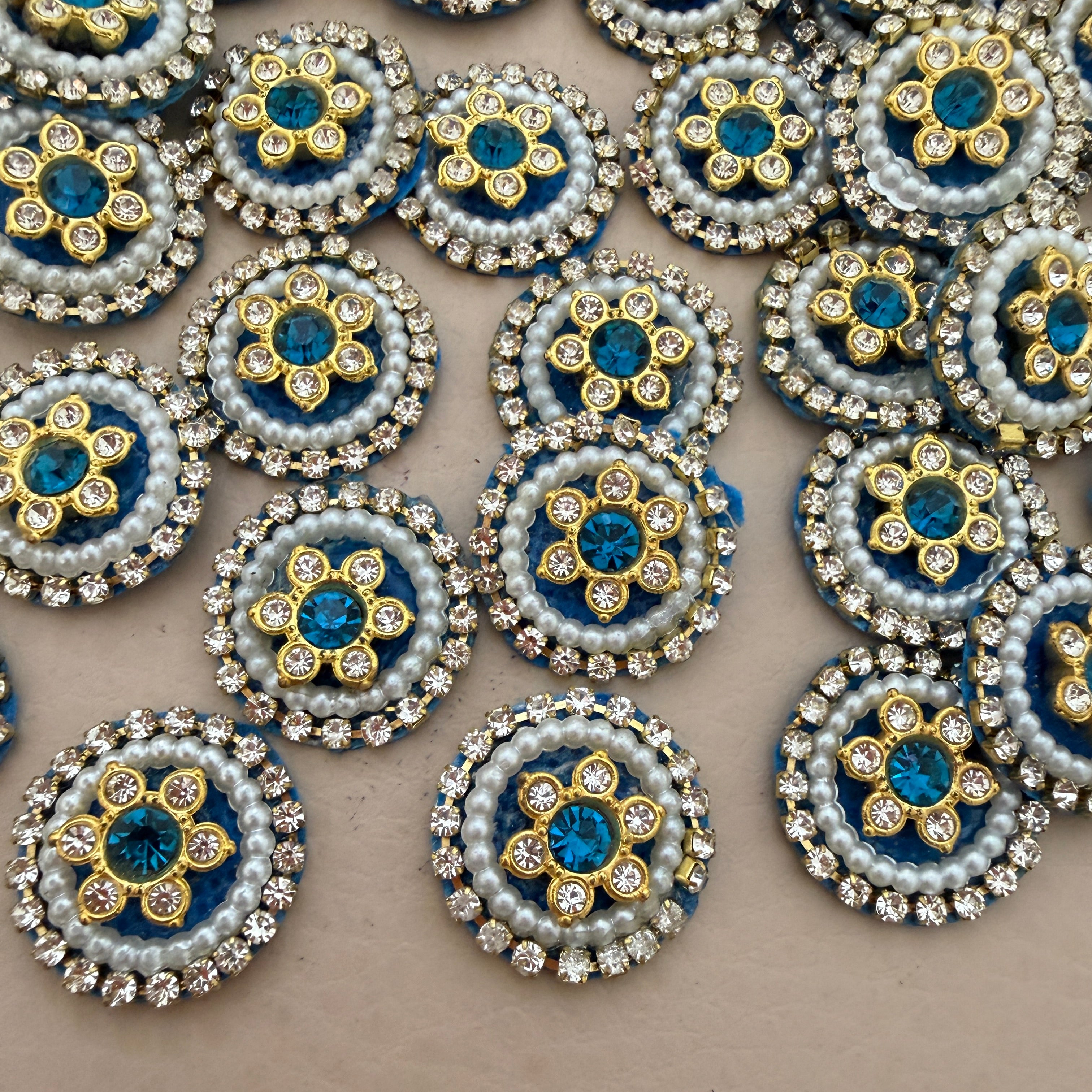 Turquoise Blue Beaded Pearl Rhinestone Round Applique Patches (Pack of 25)