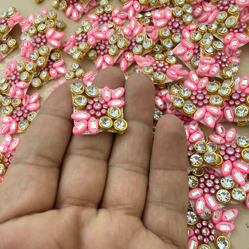 Pink Square Floral Rhinestone Appliqué Patches – Pack of 25