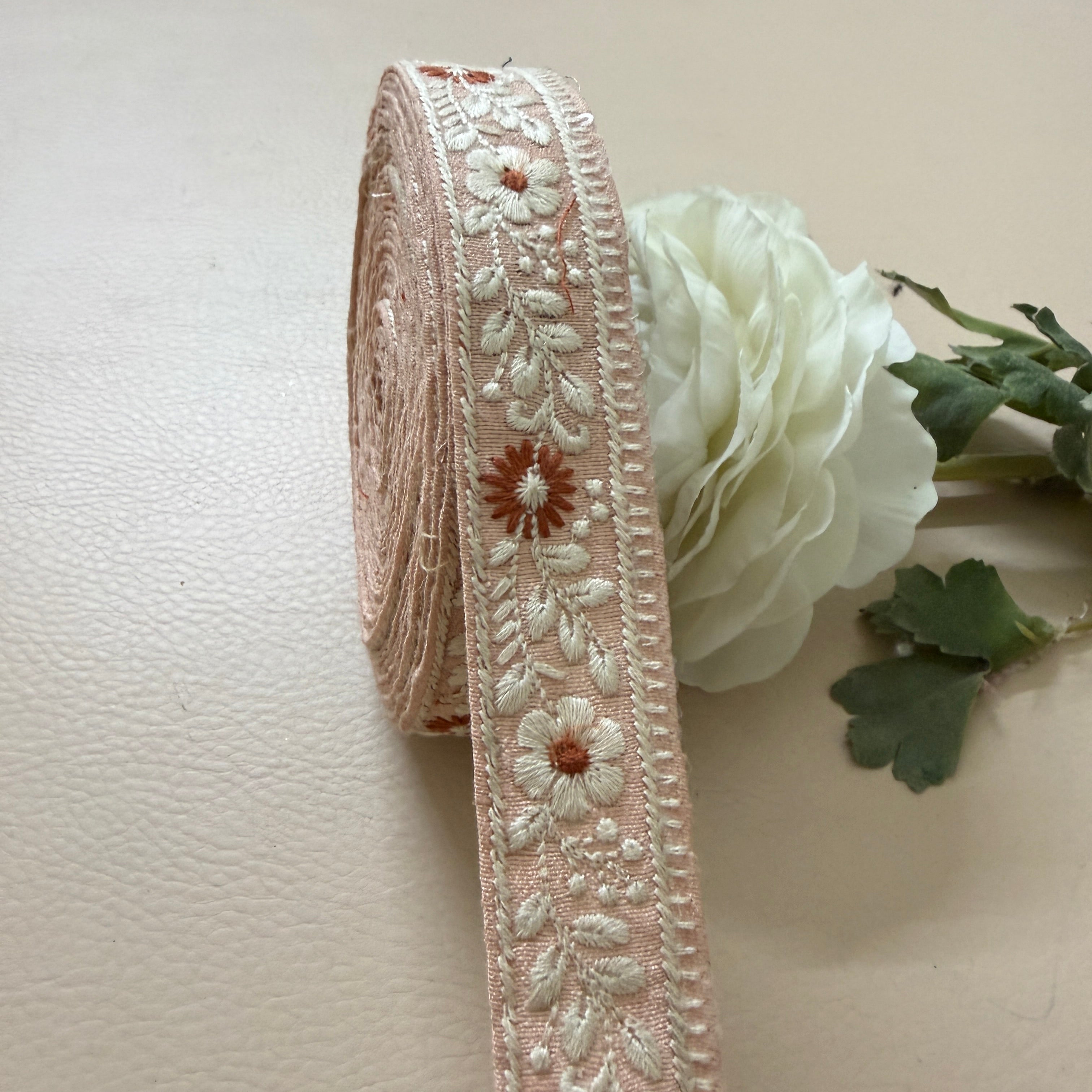 Elegant Peach Pink & Ivory Floral Embroidered Lace Border Trim – 9 Yards.