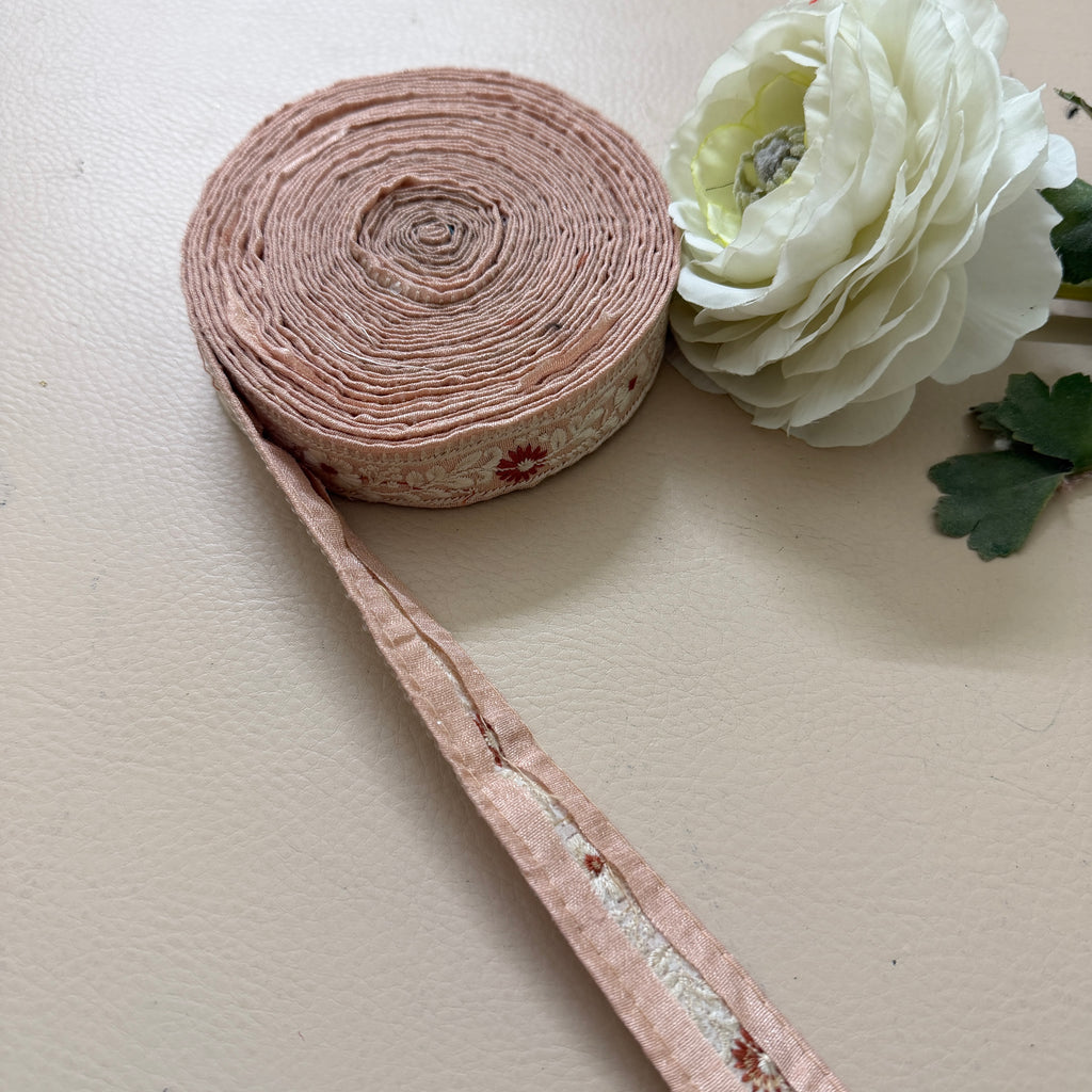 Elegant Peach Pink & Ivory Floral Embroidered Lace Border Trim – 9 Yards.