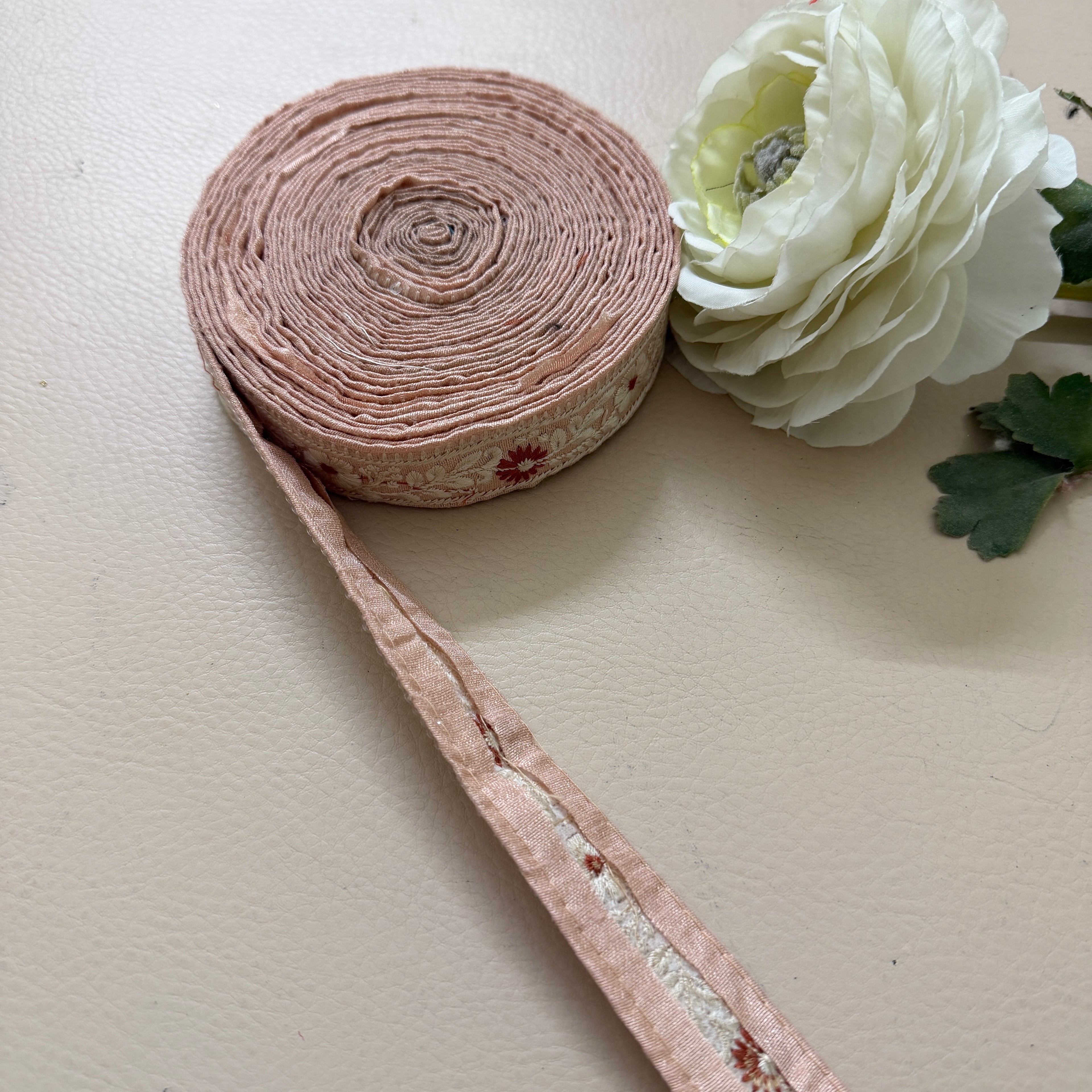 Elegant Peach Pink & Ivory Floral Embroidered Lace Border Trim – 9 Yards.
