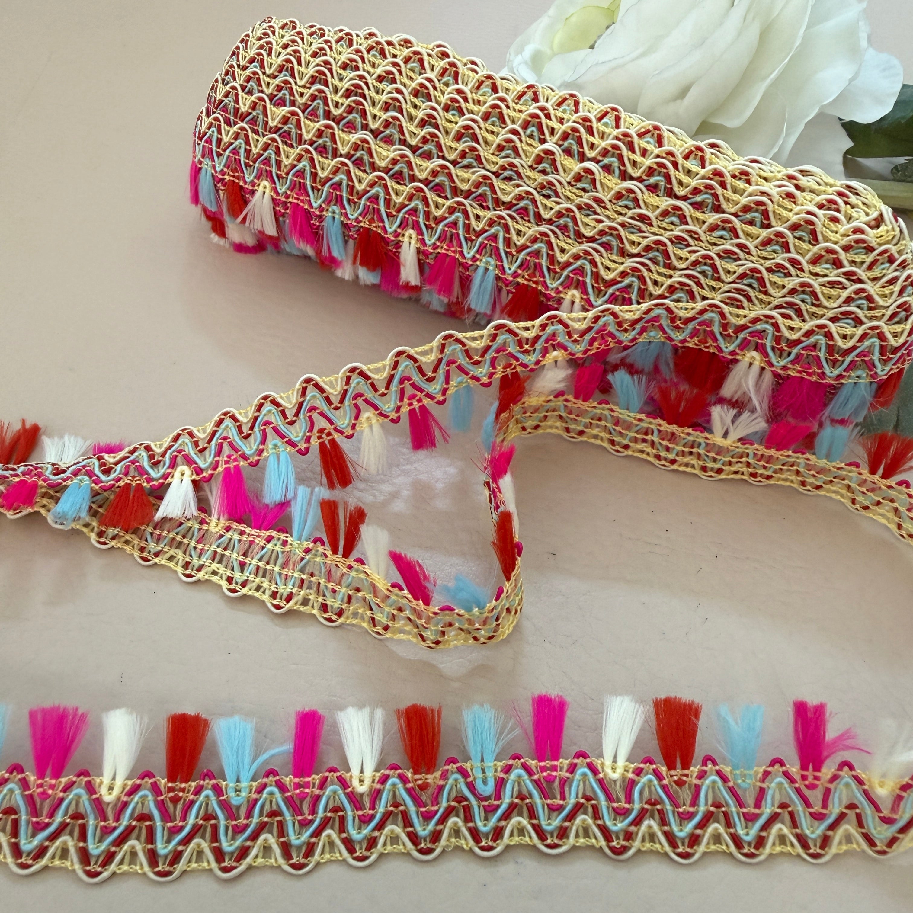 Multicolor Lace – Gold Scallop Braid with Pink Red Blue Frindges | 9 Yards