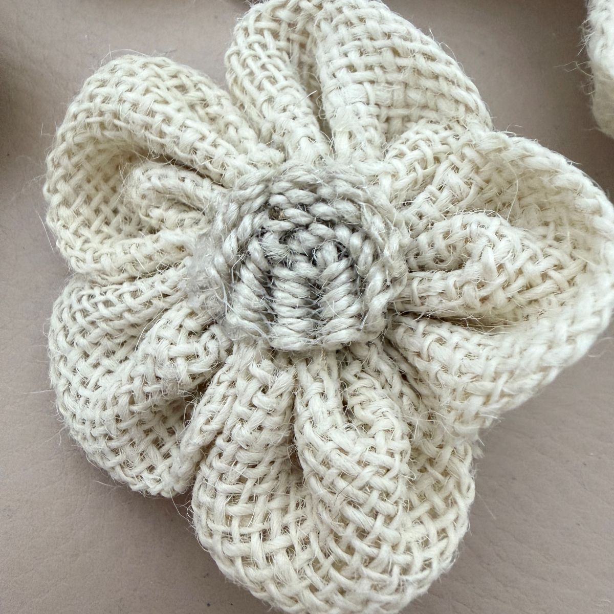 Ivory Burlap Jute Flower Appliqué for Bridal Decor Patch – Pack of 5