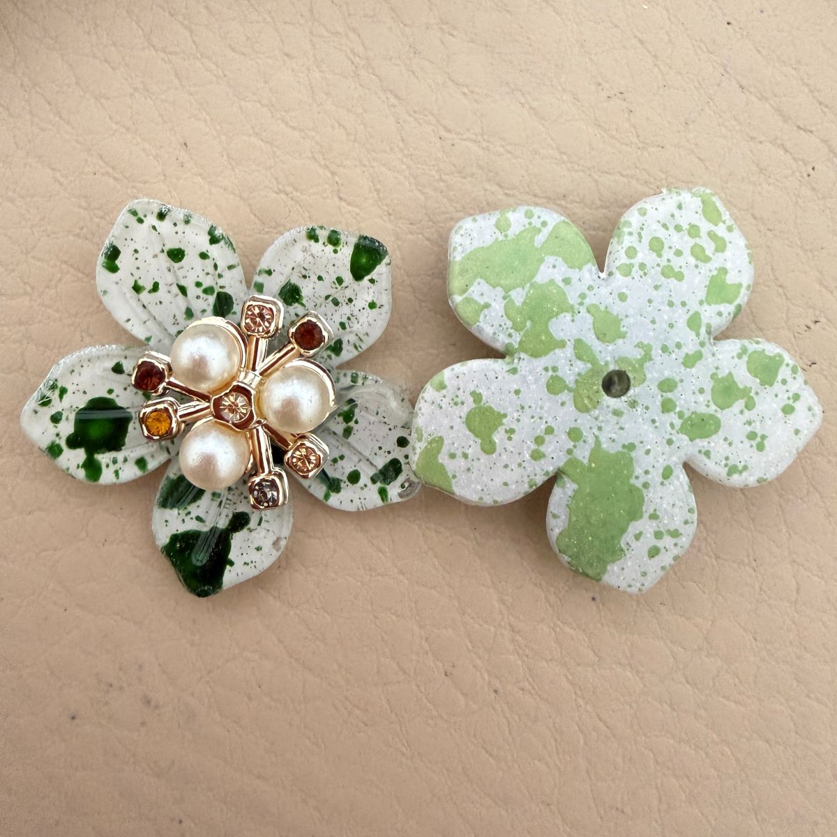 Green Speckle Flower Patch - Pack of 20