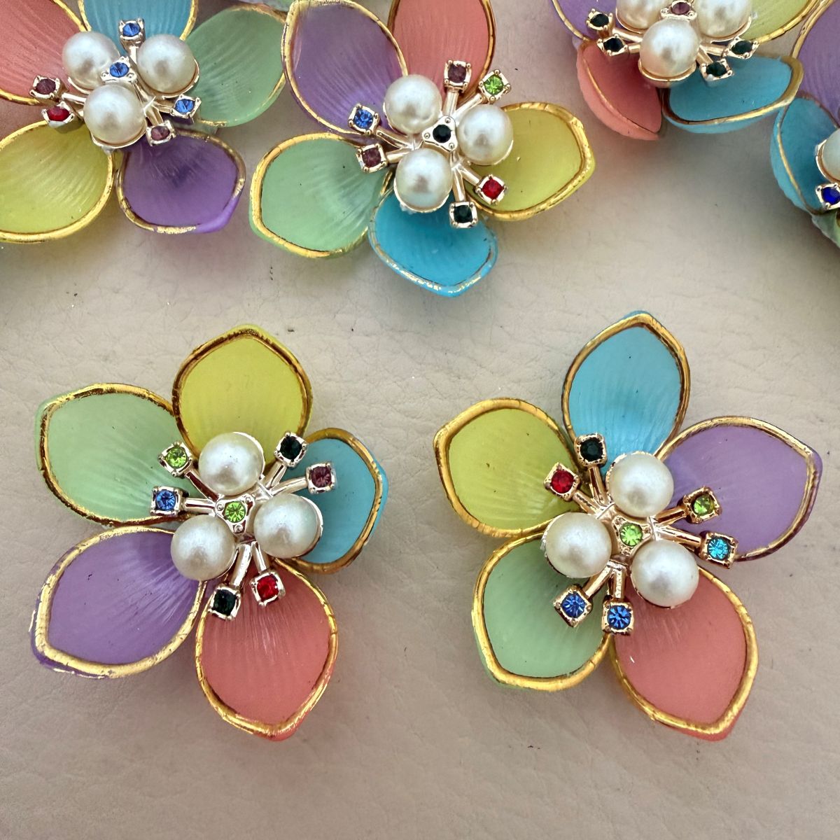 Multicolour Pastel Enamel Floral Pearl Applique Patches – Pack of 10