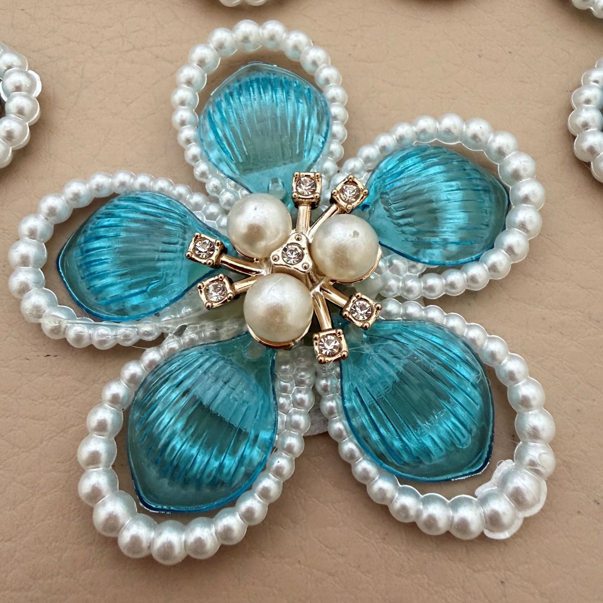 Pearl & Crystal Flower Patch – Teal Blue