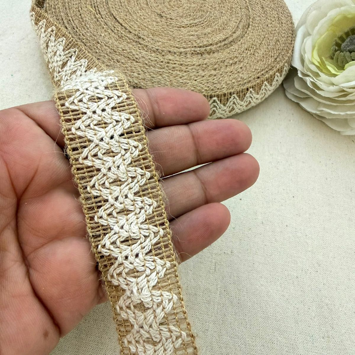 Natural Jute Ribbon with White Lace Trim – Burlap Craft Ribbon