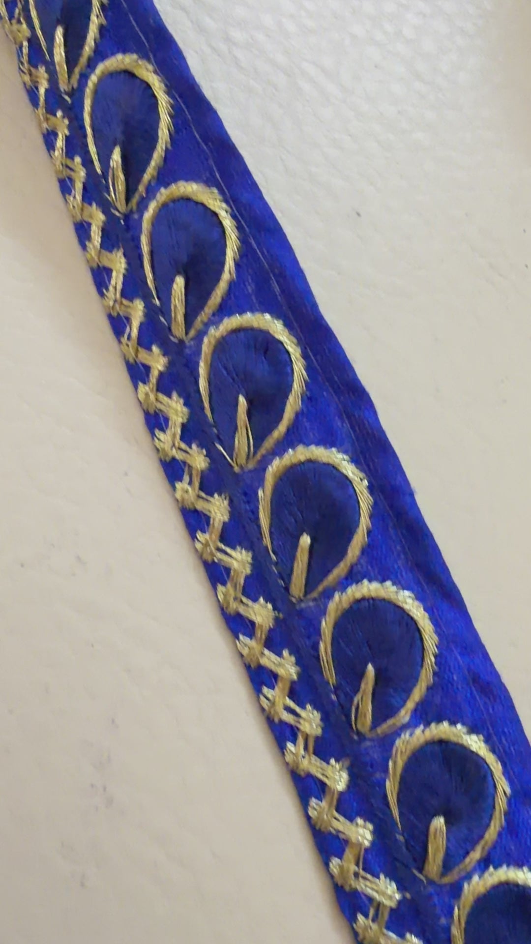 Royal Blue & Gold Zari Paisley Lace Trim – Zigzag Border Embroidery | 9 Yards